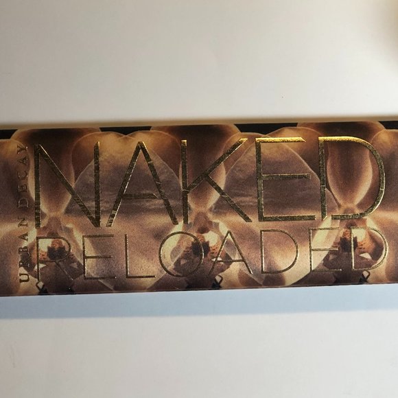 *OPEN TO ALL OFFERS*  Urban Decay Naked Reloaded Palette - Picture 1 of 2